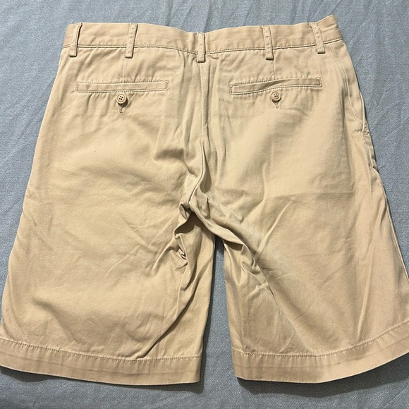 Lacoste size 30 men’s shorts khaki - Picture 2 of 6